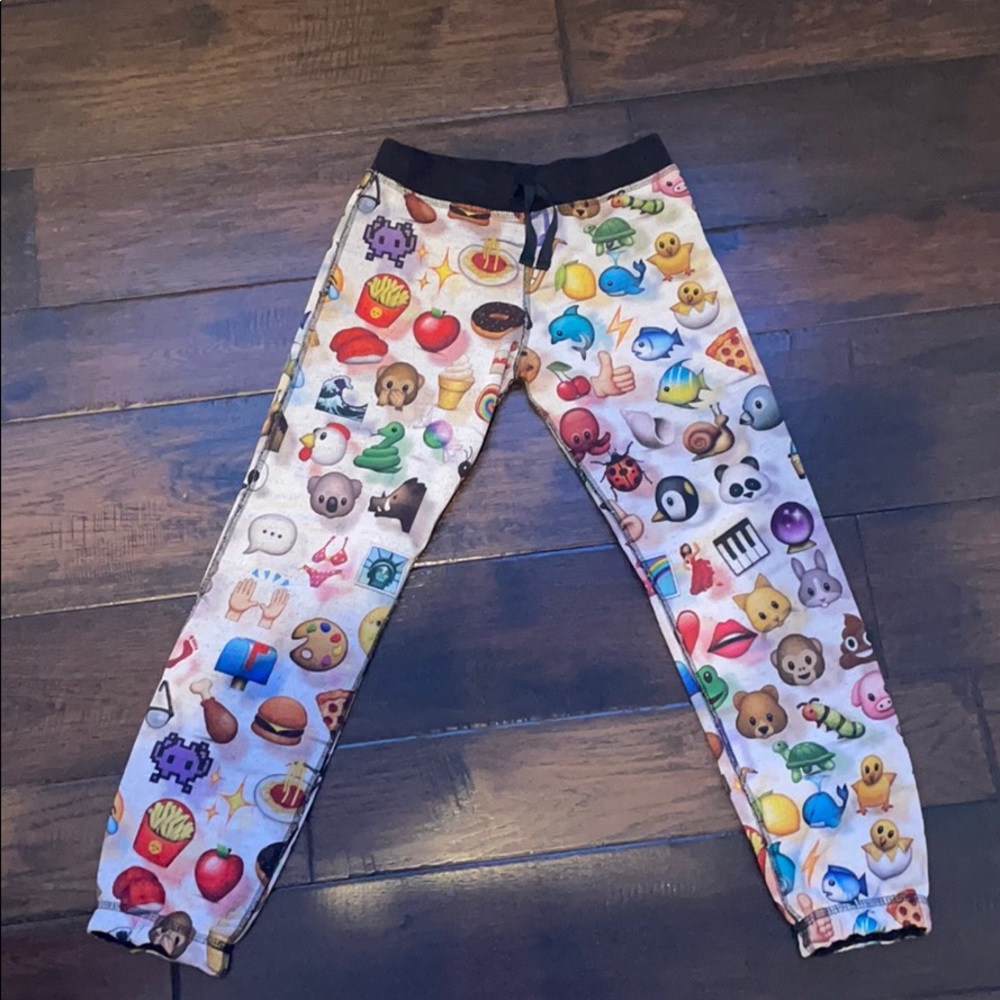 Zara Terez girls emoji jogger